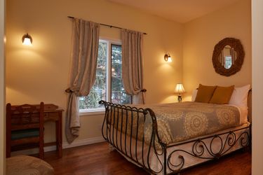 Hotel The Lady Macdonald Country Inn Canmore: Photo 
