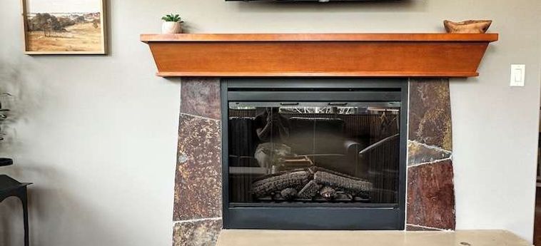 Hotel Solara Corner Suite-Pool &Amp; Hot Tub &Amp; Spa Canmore: Foto 