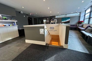 Hotel Solara Corner Suite-Pool &Amp; Hot Tub &Amp; Spa Canmore: Photo 
