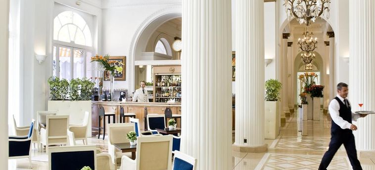 Hotel Intercontinental Carlton Cannes:  CANNES
