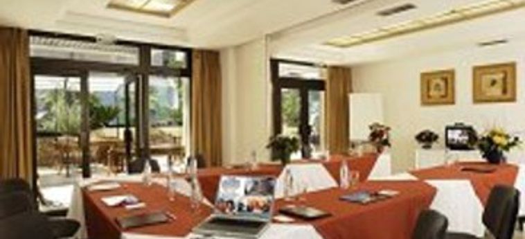 Hotel Clarion Suites Cannes Croisette:  CANNES