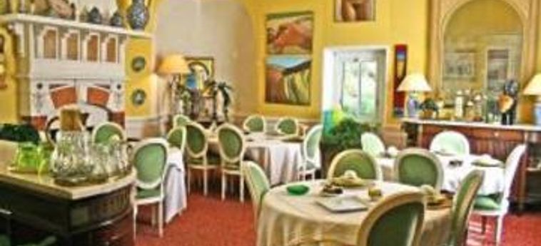 Hotel Le Vendome-Villa Claudia:  CANNES