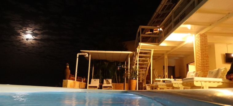 Hotel Pousada Azul Marinho:  CANOA QUEBRADA