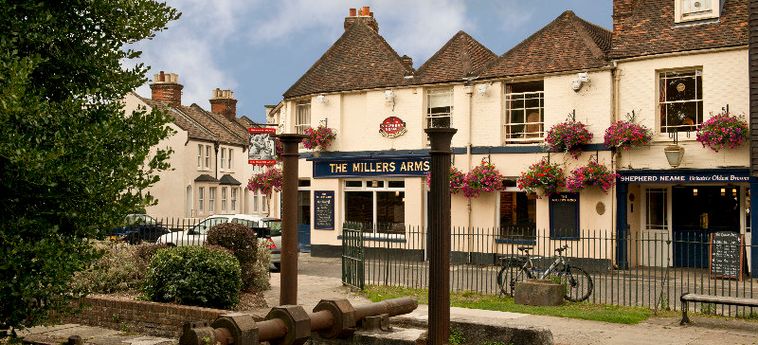 Hotel Millers Arms:  CANTERBURY