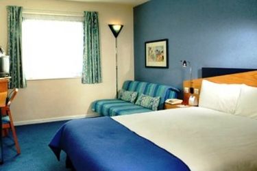Hotel Holiday Inn Express Canterbury:  CANTERBURY