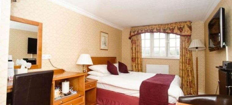Hotel Swallow Howfield Manor:  CANTERBURY