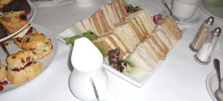 Hotel Swallow Howfield Manor:  CANTERBURY