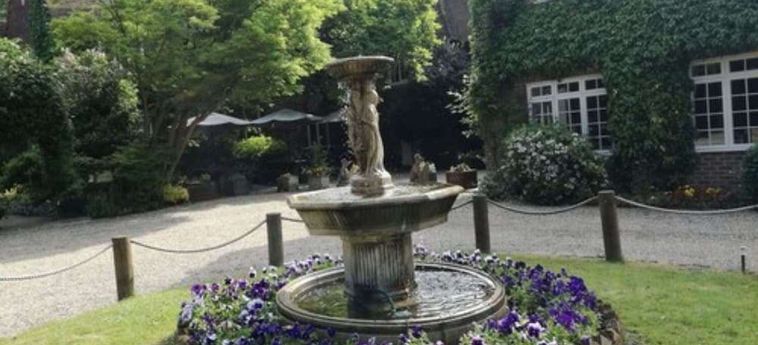 Hotel Swallow Howfield Manor:  CANTERBURY
