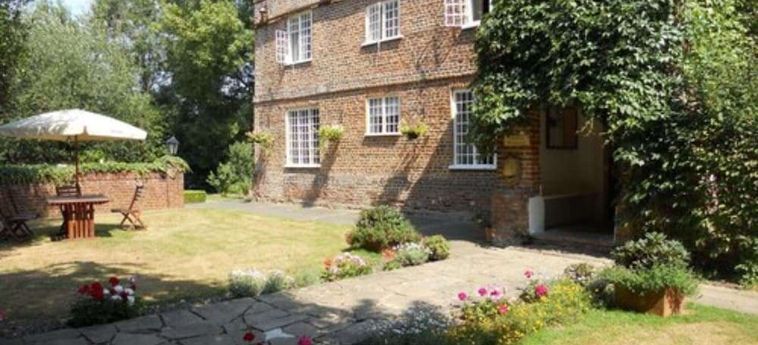 Hotel Swallow Howfield Manor:  CANTERBURY
