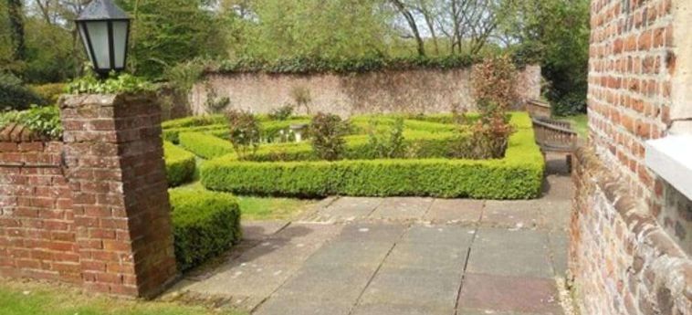 Hotel Swallow Howfield Manor:  CANTERBURY