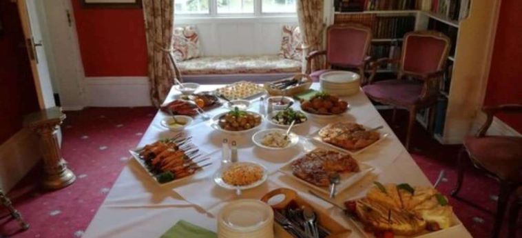 Hotel Swallow Howfield Manor:  CANTERBURY