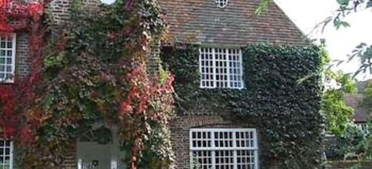 Hotel Swallow Howfield Manor:  CANTERBURY