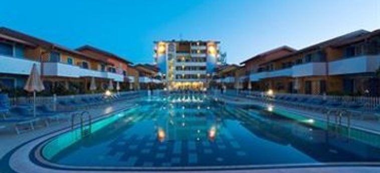 Hotel Villaggio Hemingway:  CAORLE - VENEZIA