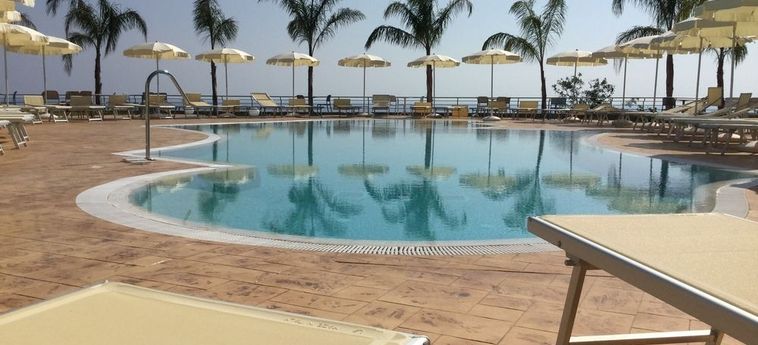 Hotel Blue Bay Resort:  CAPO VATICANO - VIBO VALENTIA