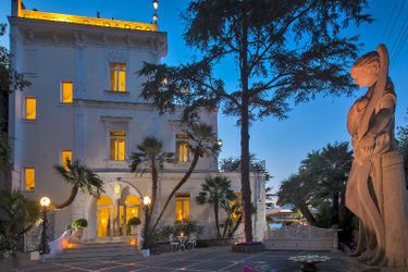 Hotel Luxury Villa Excelsior Parco:  CAPRI ISLAND - NAPLES