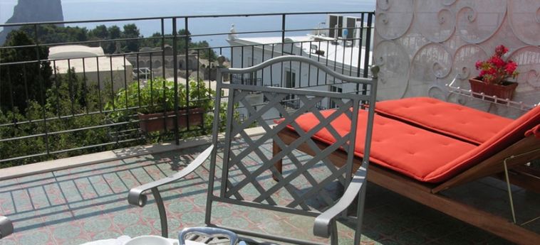 Hotel Regina Cristina:  CAPRI ISLAND - NAPLES
