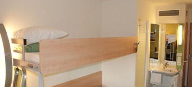 Hotel Ibis Budget Carcassonne Aéroport:  CARCASSONNE
