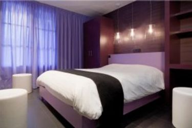Hotel Montmorency:  CARCASSONNE