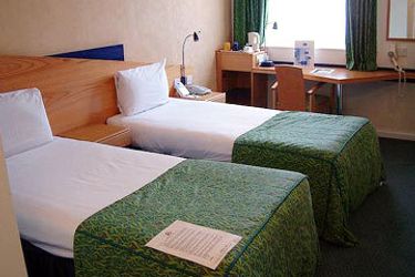 Hotel Holiday Inn Express Cardiff Bay:  CARDIFF