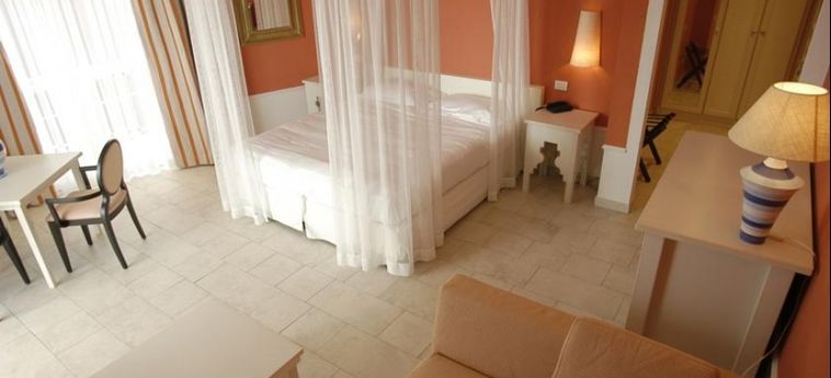 Lu' Hotel Riviera:  CARLOFORTE - SAN PIETRO INSEL