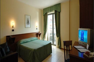 Hotel Continental Carmagnola:  CARMAGNOLA - TORINO