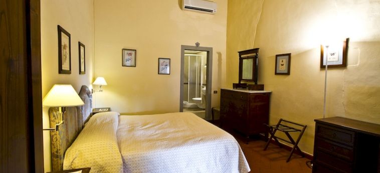 Hotel Paggeria Medicea:  CARMIGNANO - PRATO