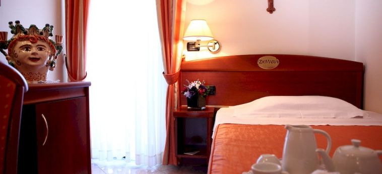 Hotel Za' Maria:  CARONIA - MESSINA