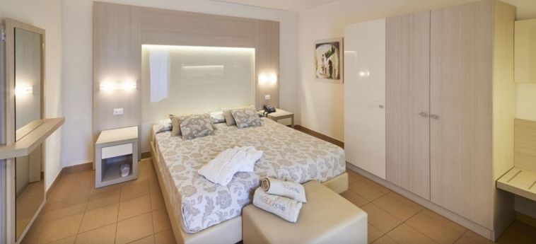 Hotel Riva Marina Resort:  CAROVIGNO - BRINDISI