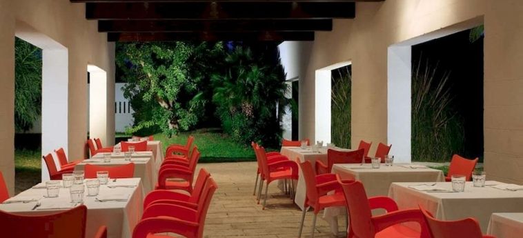 Hotel Nicolaus Club Meditur Village:  CAROVIGNO - BRINDISI