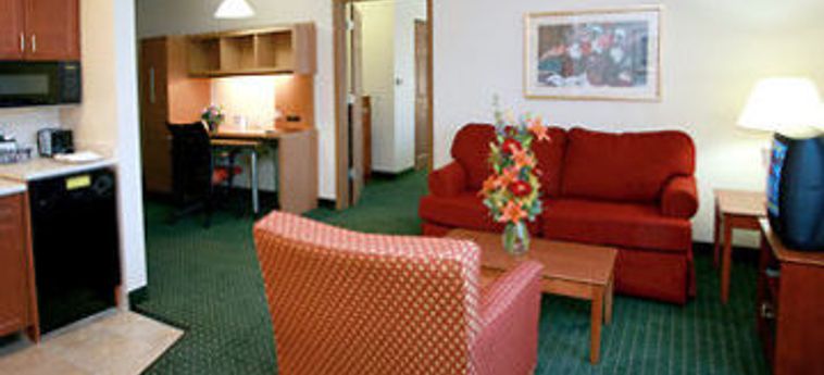 TOWNEPLACE SUITES RALEIGH CARY/WESTON PARKWAY 2 Estrellas