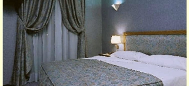 Hotel Royal Caserta:  CASERTE