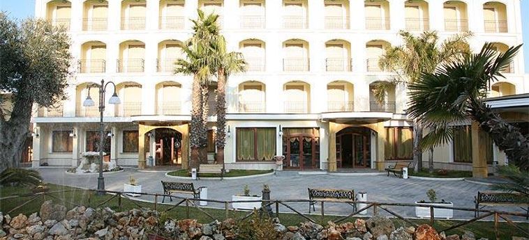 Hotel La Perla:  CASTEL VOLTURNO - CASERTA