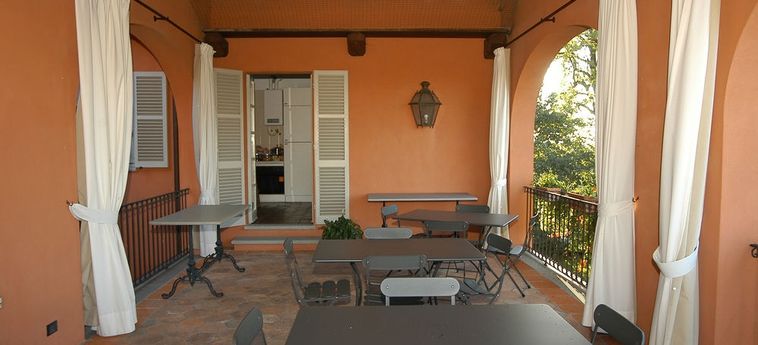 Hotel Villa Fiorita:  CASTELLO DI ANNONE - ASTI