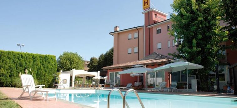 Hotel Zoello Je Suis:  CASTELVETRO DI MODENA - MODENA