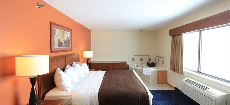 Hotel Americinn Lodge & Suites Cedar Rapids - Airport:  CEDAR RAPIDS (IA)