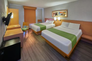 Hotel City Express By Marriott Celaya Parque Celaya: Photo 