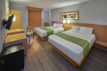 Hotel City Express By Marriott Celaya Parque Celaya: Photo 