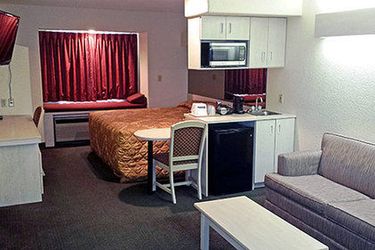 Hotel Chadron Inn & Suites:  CHADRON (NE)