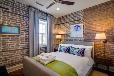 563 King Signature Apartments Charleston (Sc): Photo 
