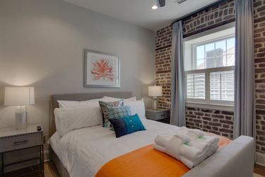 563 King Signature Apartments Charleston (Sc): Photo 