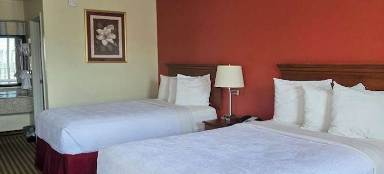 Hotel B W Heritage Inn:  CHATTANOOGA (TN)