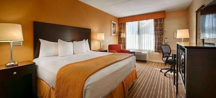 Hotel B W Heritage Inn:  CHATTANOOGA (TN)