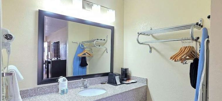 Hotel B W Heritage Inn:  CHATTANOOGA (TN)