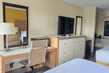 Hotel B W Heritage Inn:  CHATTANOOGA (TN)