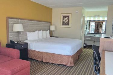 Hotel B W Heritage Inn:  CHATTANOOGA (TN)