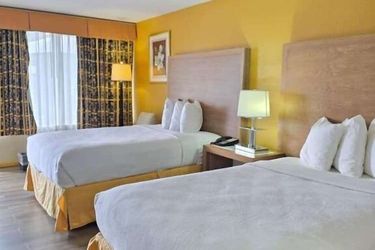 Hotel B W Heritage Inn:  CHATTANOOGA (TN)