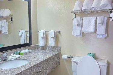 Hotel B W Heritage Inn:  CHATTANOOGA (TN)