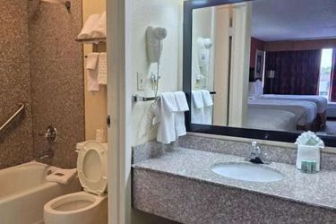 Hotel B W Heritage Inn:  CHATTANOOGA (TN)