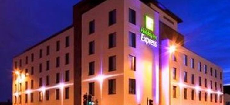 Hotel Holiday Inn Express Cheltenham Town Centre:  CHELTENHAM
