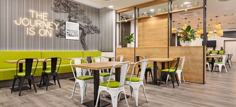 Hotel Super 8 By Wyndham Chemnitz Chemnitz : Photo 